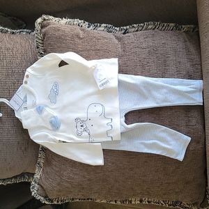 Carter's Boys 12 months, Long sleeve shirt pants, beanie with socks